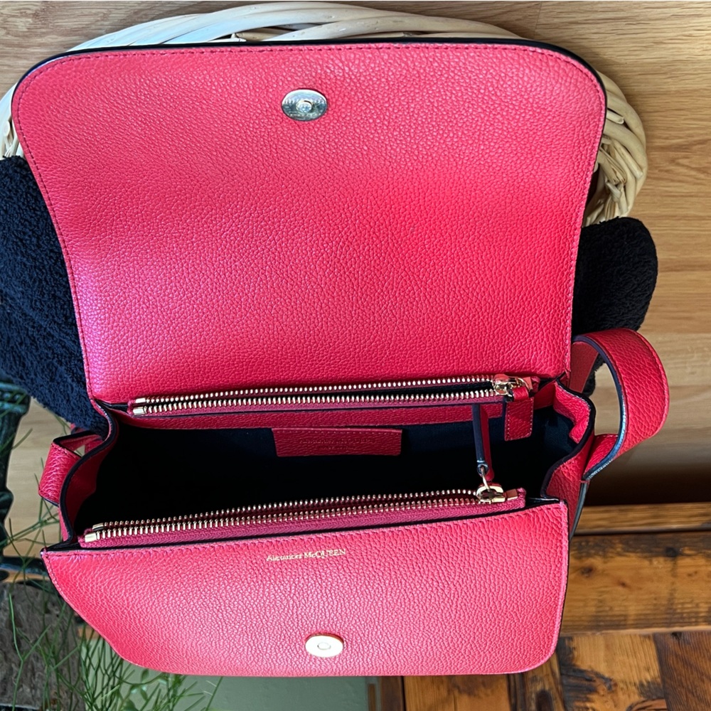 Alexander McQUEEN Red Leather Shoulder Bag Purse - Picture 10 of 15